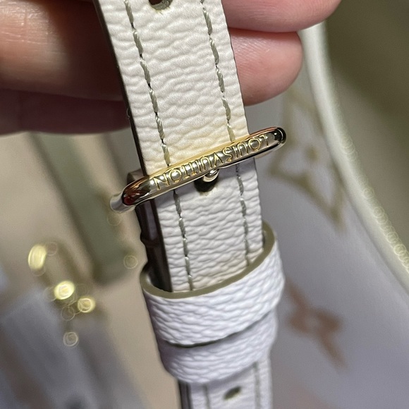 Louis Vuitton Sunset Kaki Marshmallow Bag - Picture 10 of 16